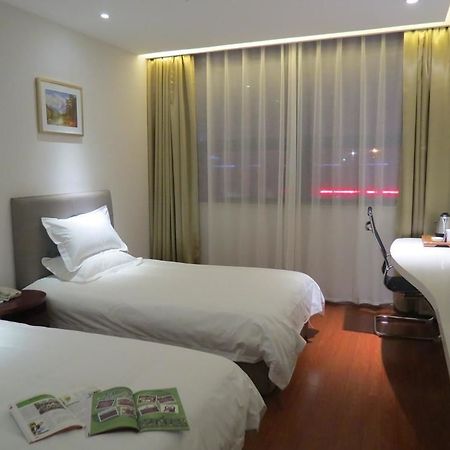 Yiting Si Ji Hotel Nantong Gongnong North Road מראה חיצוני תמונה